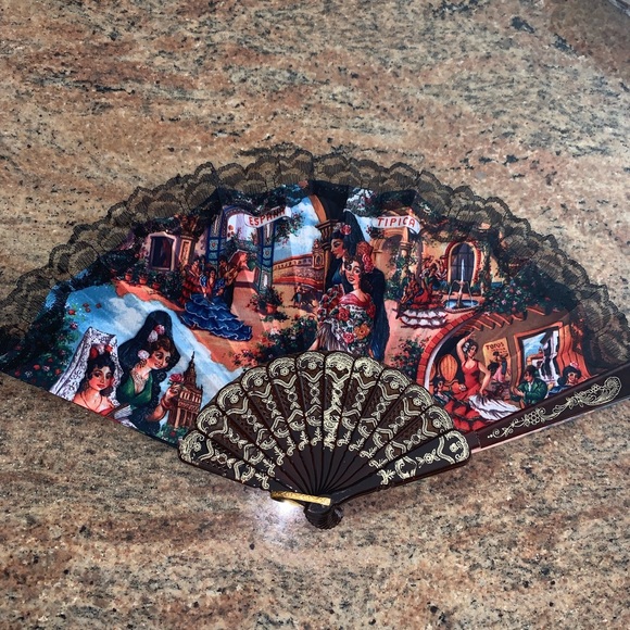 Accessories - Traditional Spanish Fan